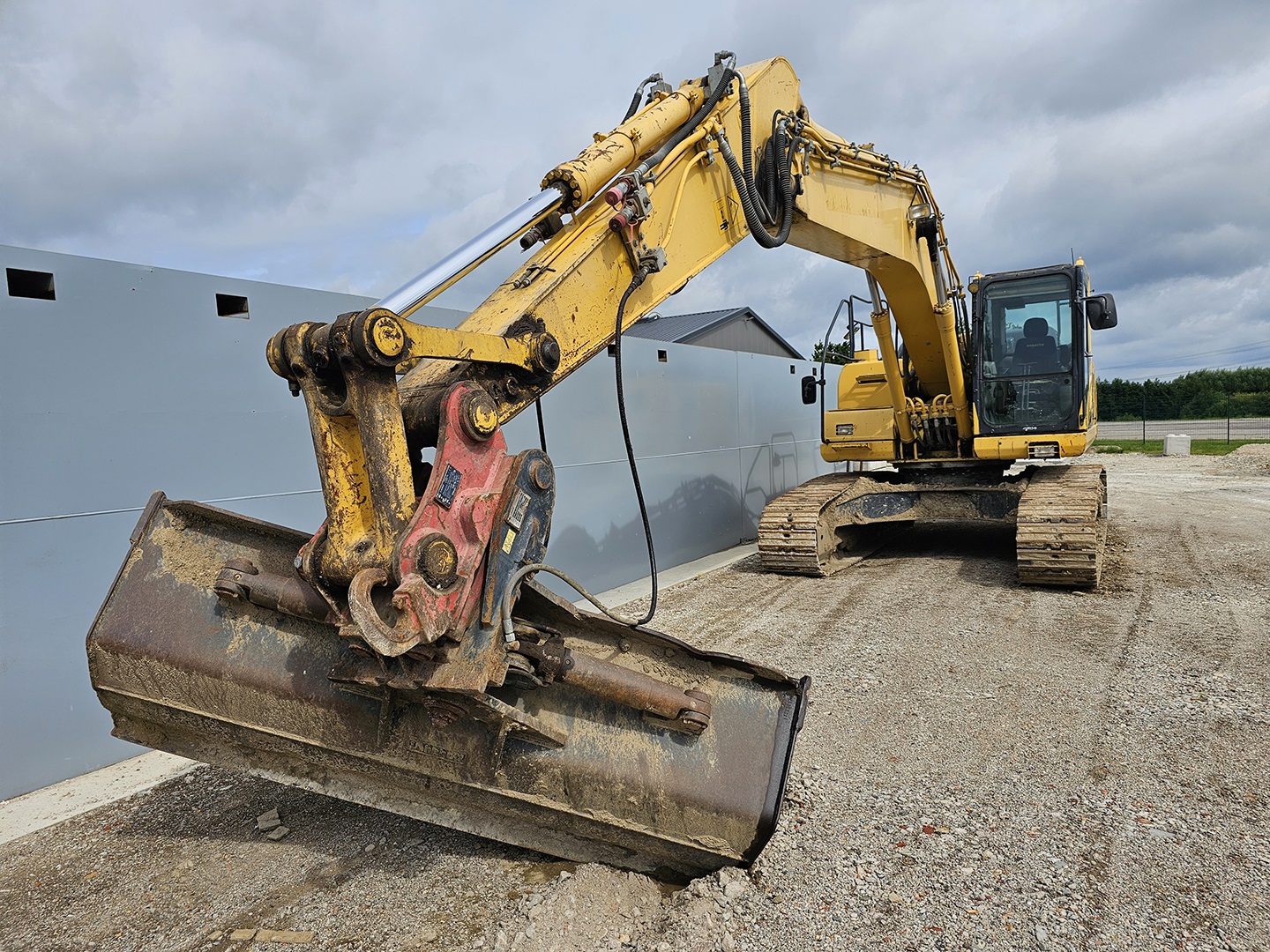 Hydraulikbagger / Raupenbagger KOMATSU PC210/LC-10 aus Insolvenz